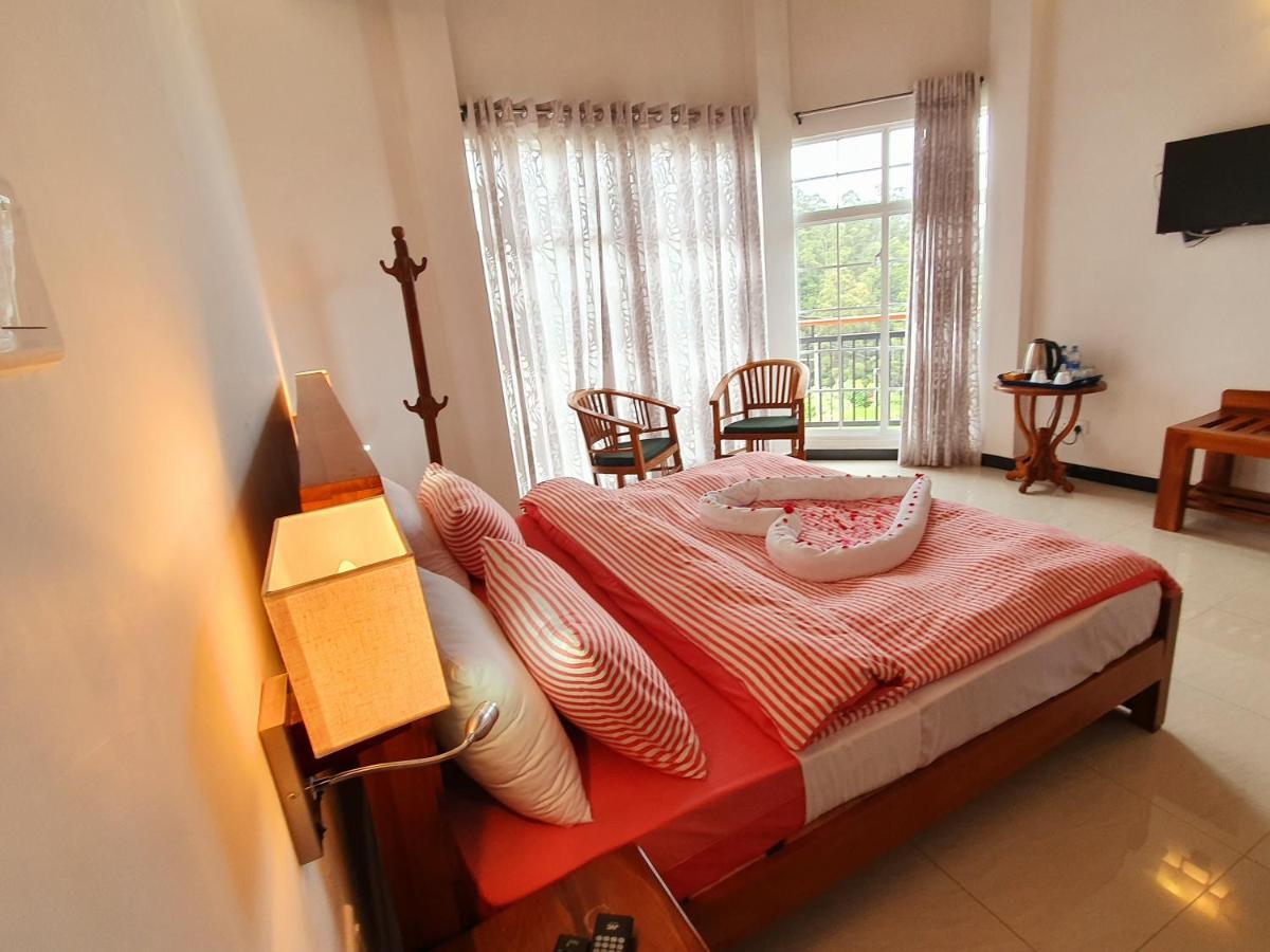 Misthill Rest - Lavish Villa ヌワラ・エリヤ エクステリア 写真